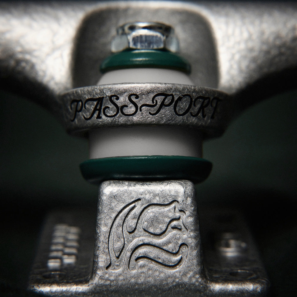 ACE TRUCKS PASSPORT AF1 LIMITED HOLLOW 44