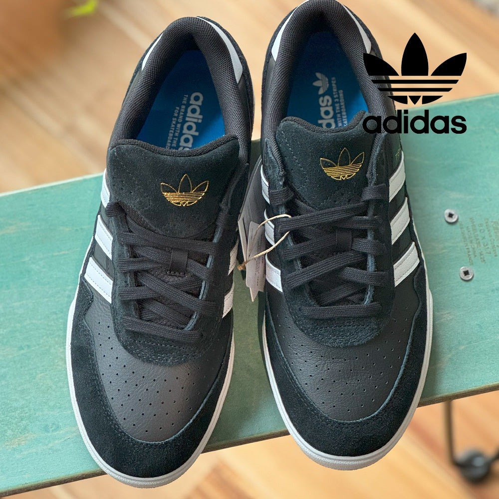 ADIDAS TYSHAWN Ⅱ BLACK / WHITE / GUM