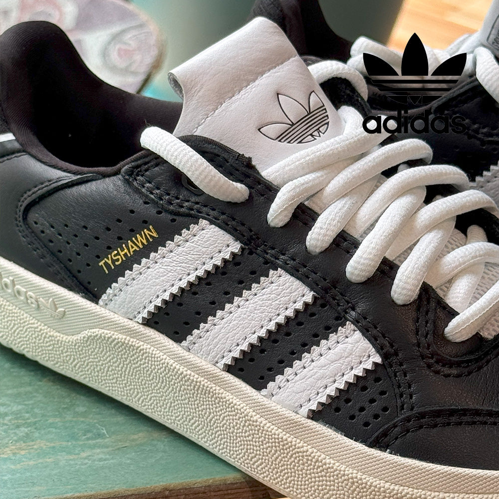 ADIDAS TYSHAWN LOW Black / White