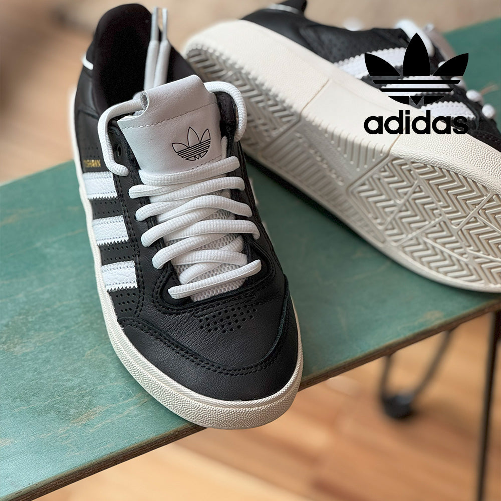 ADIDAS TYSHAWN LOW Black / White