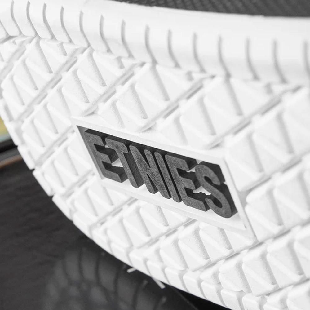 ETNIES SAL23 BLACK WHITE Sal Barbier