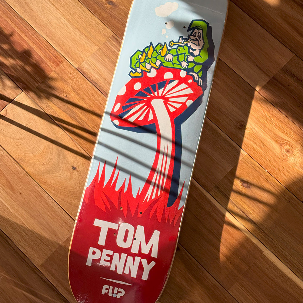 FLIP CREATURES TOM PENNY 8.38