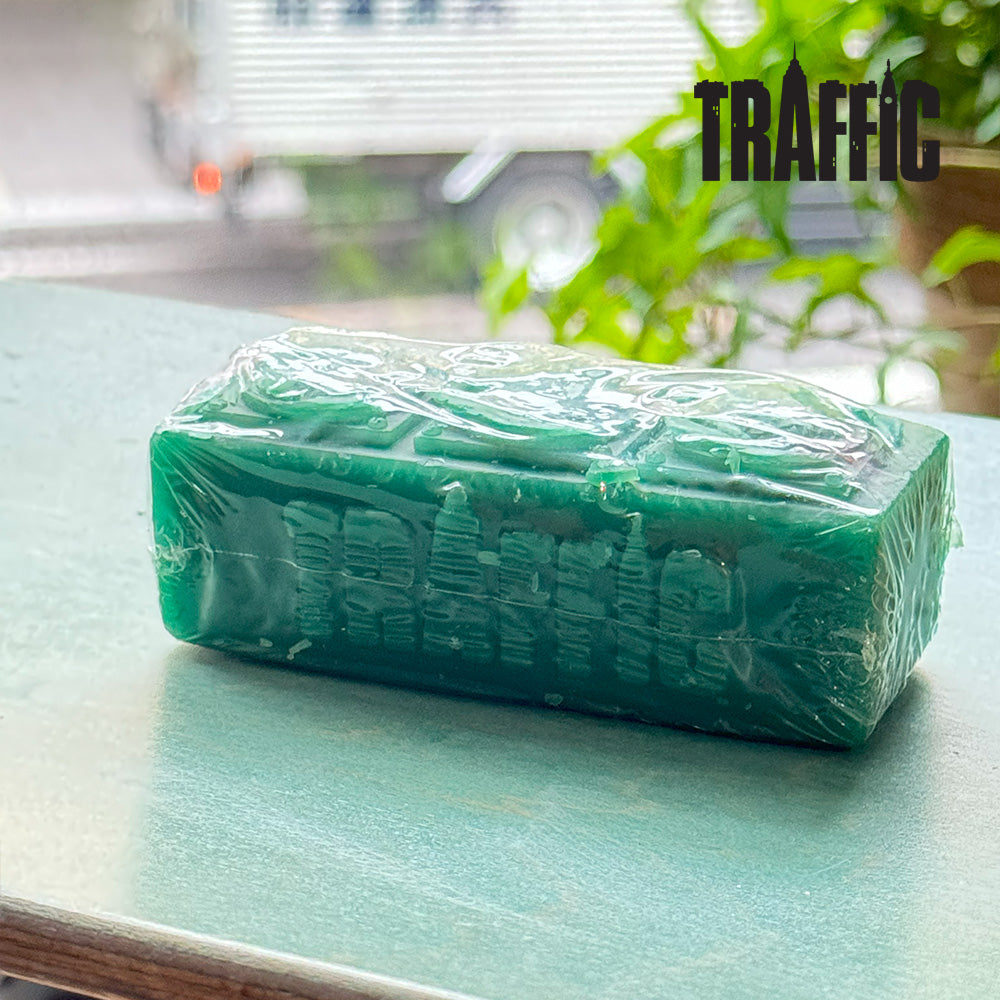 Traffic skateboardind Wax Light トラフィック ワックス ライト