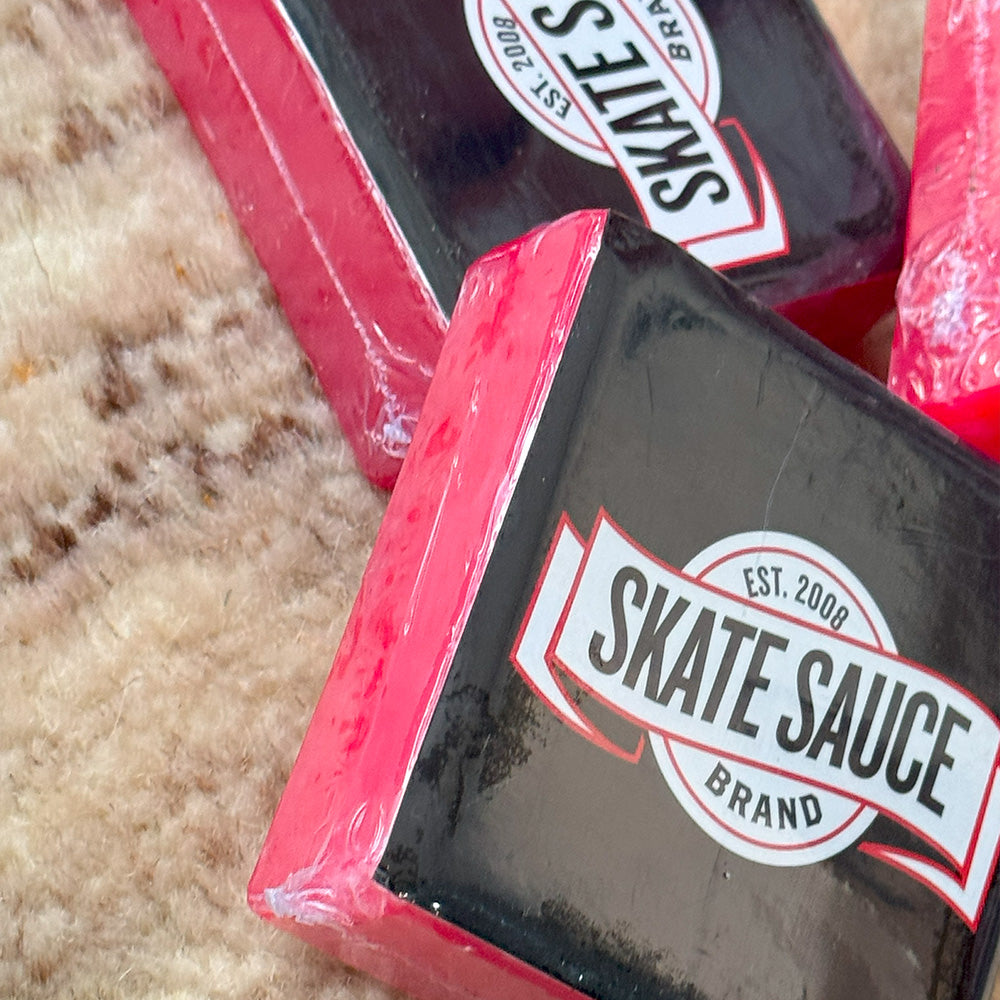 SKATE SAUCE WAX RED スケートソース カーヴワックス