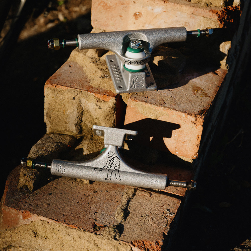 ACE TRUCKS PASSPORT AF1 LIMITED HOLLOW 44