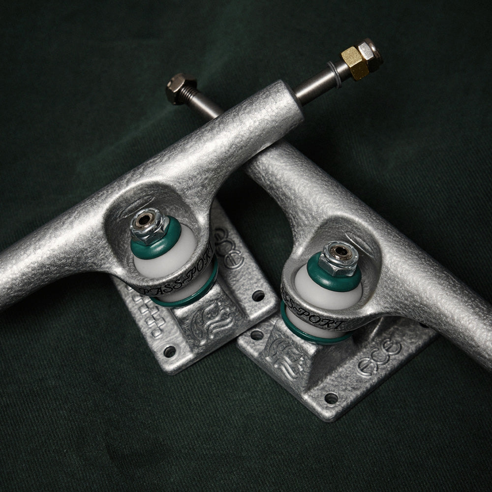 ACE TRUCKS PASSPORT AF1 LIMITED HOLLOW 44