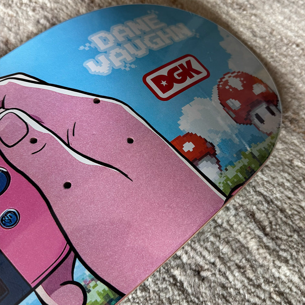 DGK ONE PLAYER DANE VAUGHN 8.0
