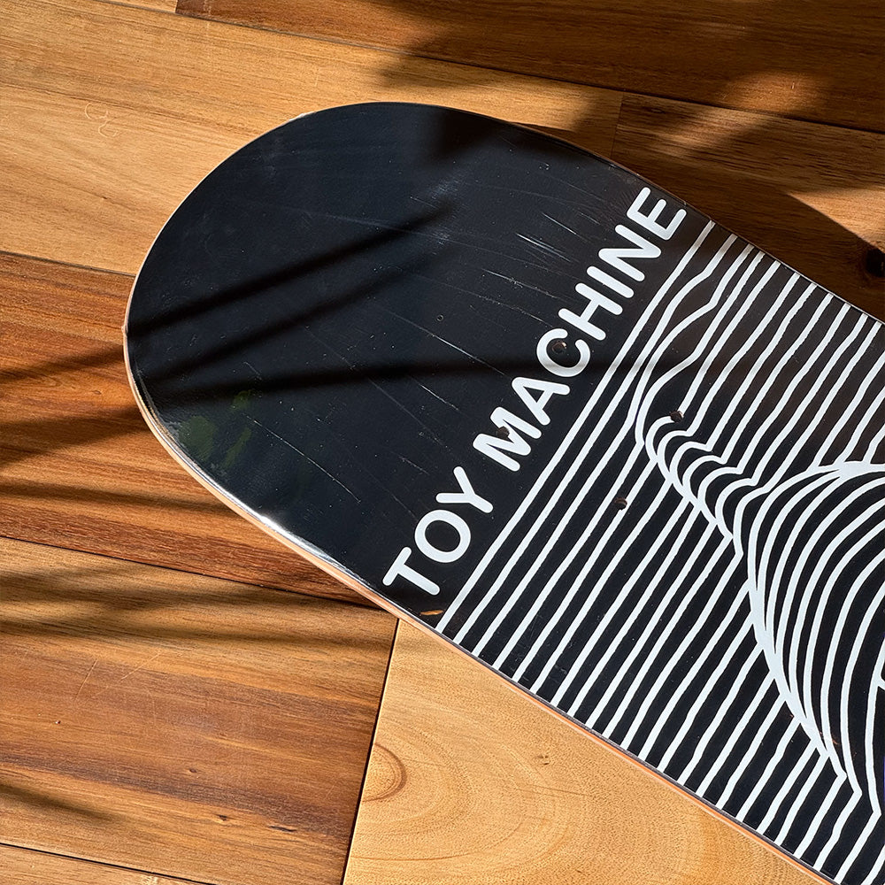 TOY MACHINE 4 TOY DIVISION #3  8.0