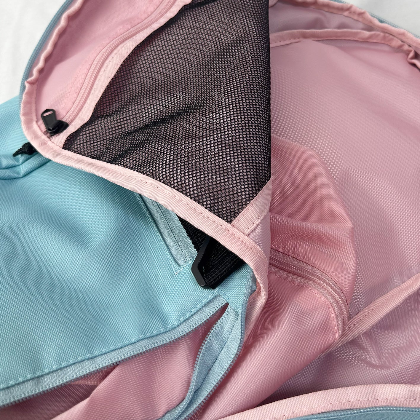escapo skatebag e20_Surf Blue × Shell Pink エスカポ スケートバッグ