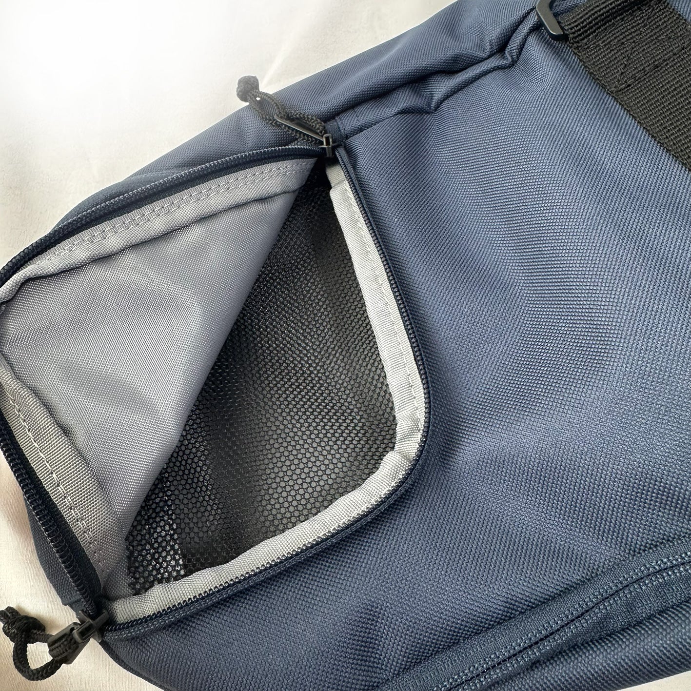 escapo skatebag e22_Dark Navy × Ice Gray エスカポ スケートバッグ