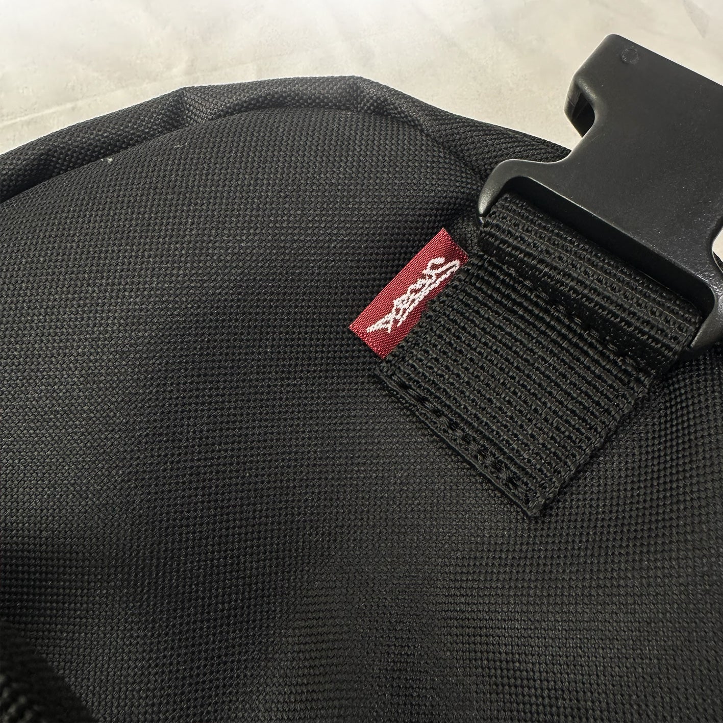 DORCUS × ESCAPO 限定コラボモデル e27_Black × Red_Dorcus Collabo エスカポ スケートバッグ