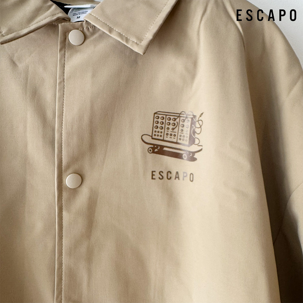 ESCAPO SKATE MODULAR Recycled Poly Coach Jacket  Black / Beige